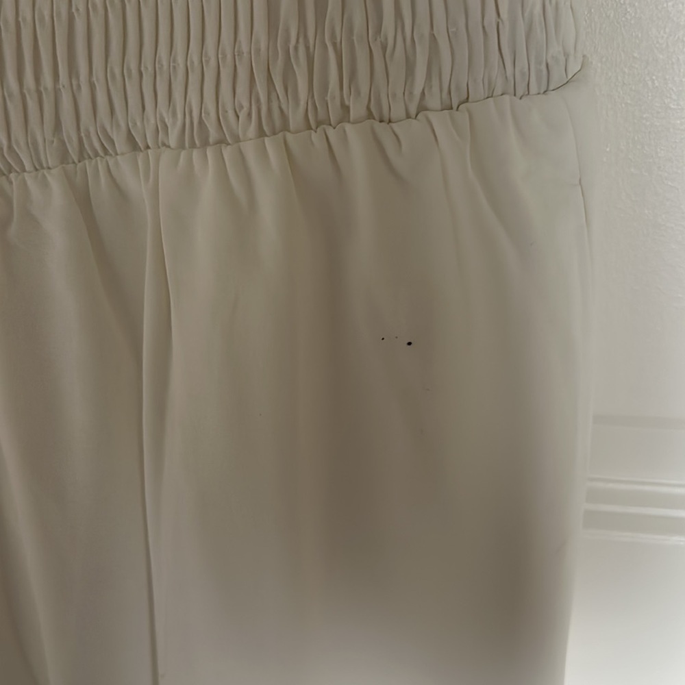 White ruffle, detail, jumpsuit size medium - Picture 3 of 4